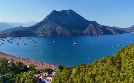 Antalya’nın saklı cenneti Adrasan Koyu! Cam gibi deniz ve huzur dolu atmosfer