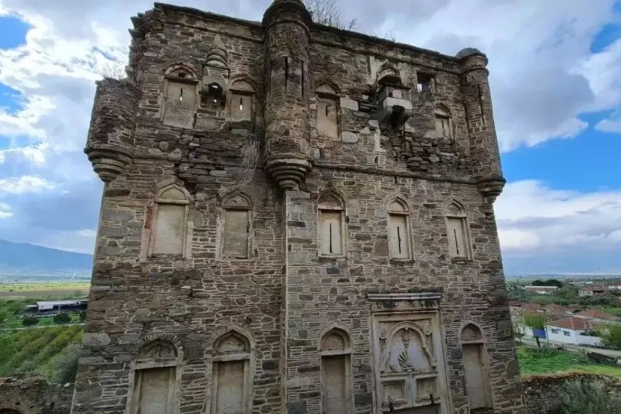 Ne Şirince Ne Birgi! Ege’nin Sessiz Yıldızı Arpaz Köyü Keşfedilmeyi Bekliyor