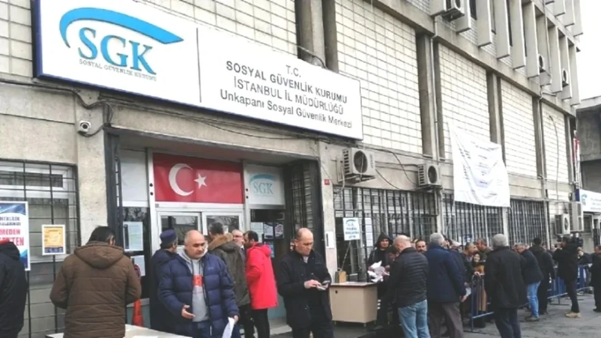 Emekli Çalışmak İsterse Maaşı Kesilir mi? SGK Uzmanından Kritik Uyarılar ve Çözümler!