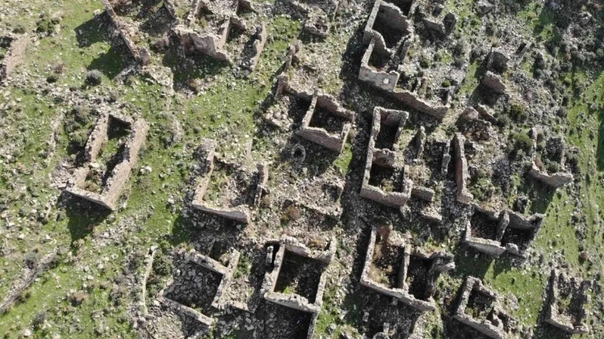 Ege’nin Zamanı Unutan Köyü: Sazak’ta Tarih, Doğa ve Sessizlik Bir Arada